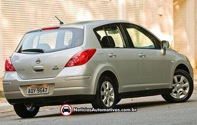 Tiida 1.8 Flex: melhor agora (não escolha o automático)