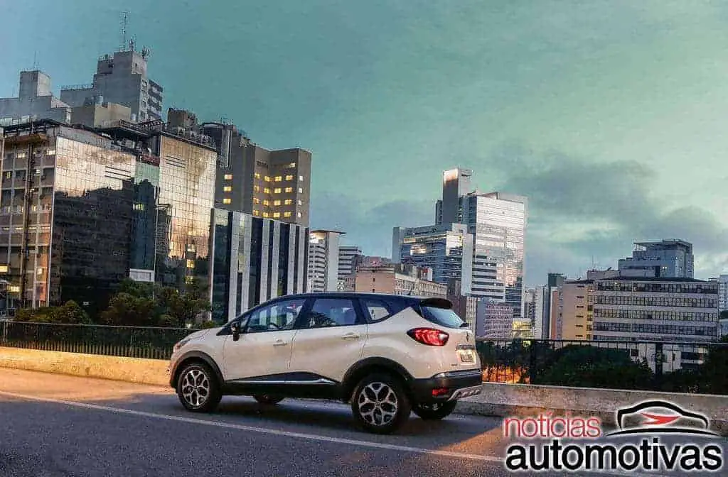 renault-captur-lançamento-NA-14 Renault Captur chega ao mercado nacional com preços a partir de R$ 78.900